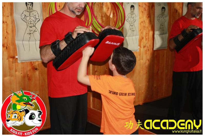 Kung Fu Caserta Academy IMAA Italia www.kungfuitalia.it wing tjun chun bambini palestra ving tsun difesa personale sport da combattimento sifu salvatore mezzone (56)